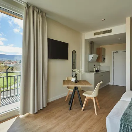 Apartamentos Silken Fontibre Iberia & Spa Nestares  Exterior photo